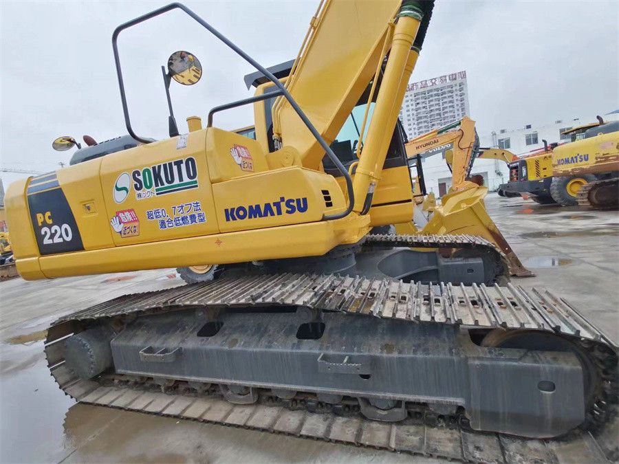 Komatsu Pc220 Kullanılmış Komatsu Ekskavatör 22 Ton Japonya Menşeli Küçük Paletli Ekskavatör