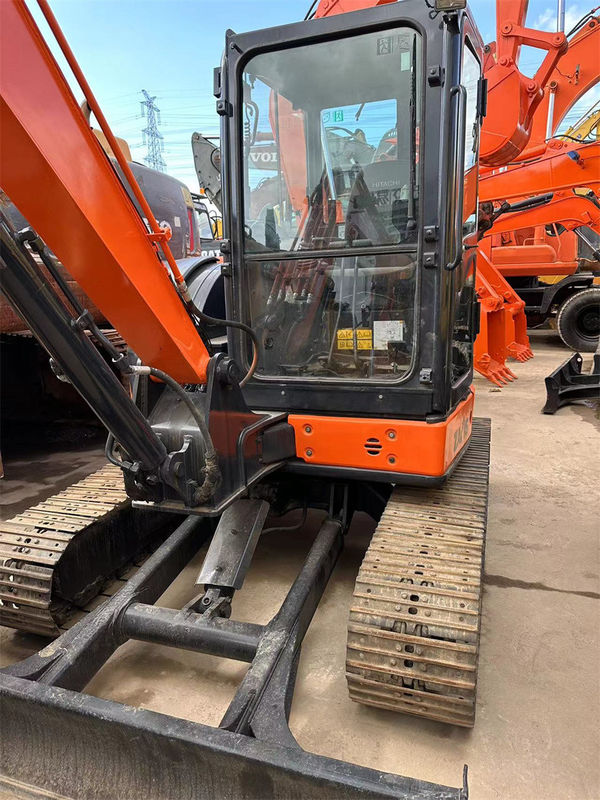 İkinci el Hitachi Zx55 Mini Paletli Ekskavatör Ağırlığı 5ton Kırmızı Renk