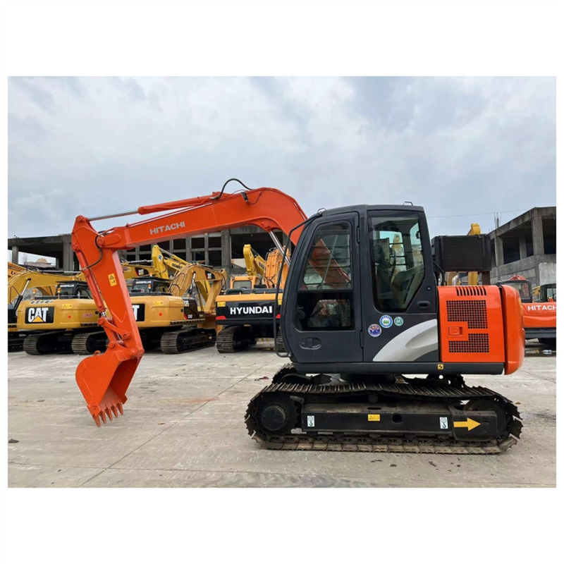 Kullanılmış Hitachi ZX70 Kazı makinesi Zaxis70 Küçük Kazıcı Toprak Hareketli Kırmızı Renkli