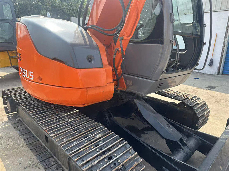 Kullanılmış Hitachi ZX75US Mini Kazıcı Kullanılmış 7.5 Ton Hitachi ZX75 Mini Kazıcı Kazıcı