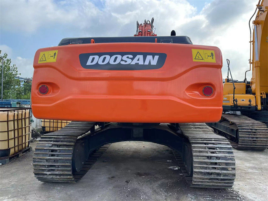 Kore'de yapılmış kullanılmış Doosan DX225 kazıcı iyi durumda düşük yakıt tüketimi