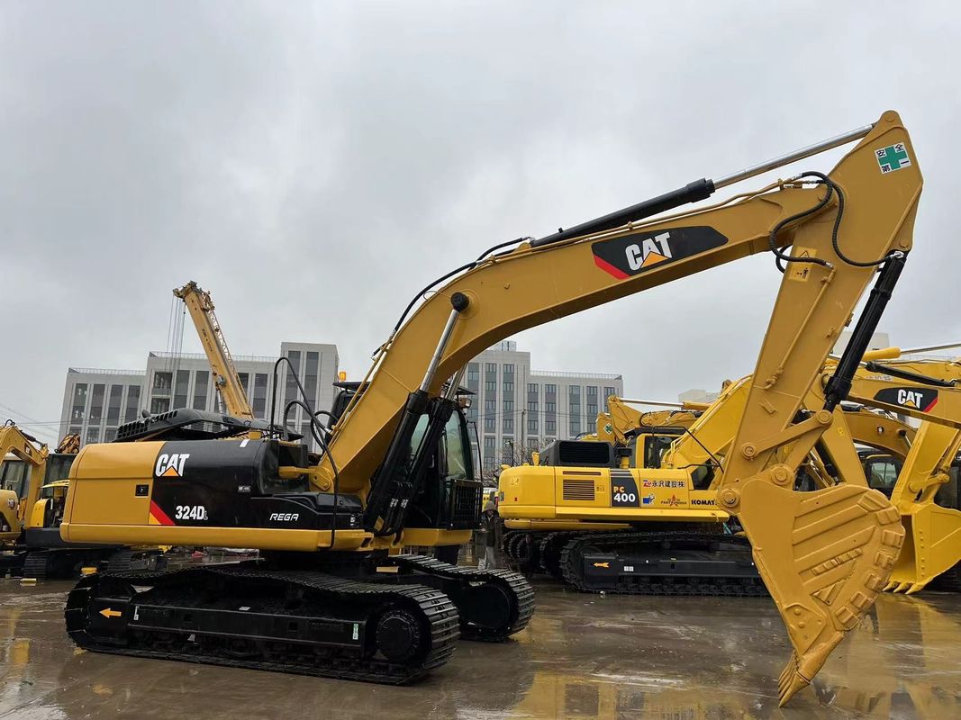 Ağır Güçlü Kullanılmış CAT 324DL Sürünen Kazıcı Kelebek Kırıcı Çekiç Çubuğu Güçlü Motor