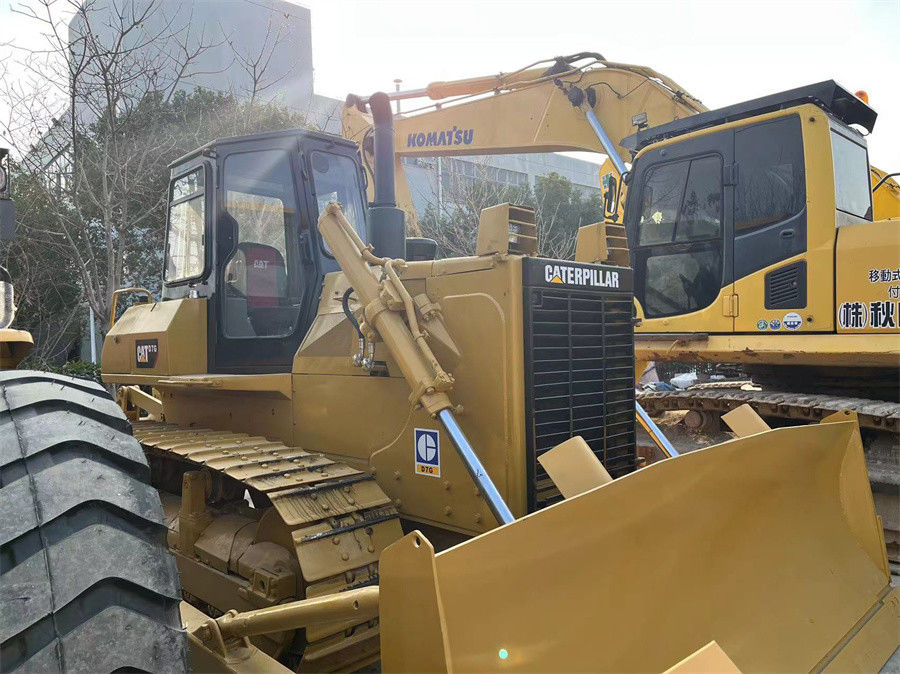 Kullanılmış CAT Caterpillar D7G Crawler Traktör Buldozer Kılıç ve Yırtıcı ile iyi durumda