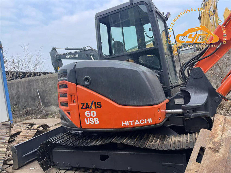 Kullanılmış Hitachi ZX60USB Mini Kazı makinesi Kullanılmış 6 Ton Hitachi ZX60 Crawler Kazı makinesi