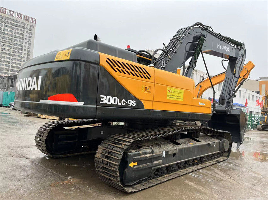 Hyundai R300LC-9S Kullanılmış Hidrolik Kazıcı İnşaat Madencilik Ağırlığı 30 Ton