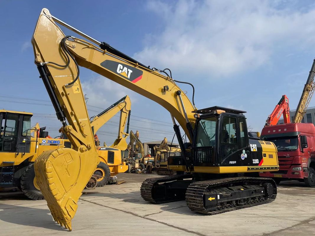 Kullanılmış Caterpillar 320D Enjeksiyonlu 3066 Motorlu 20 Tonlu Orta CAT 320 Ekskavatörü