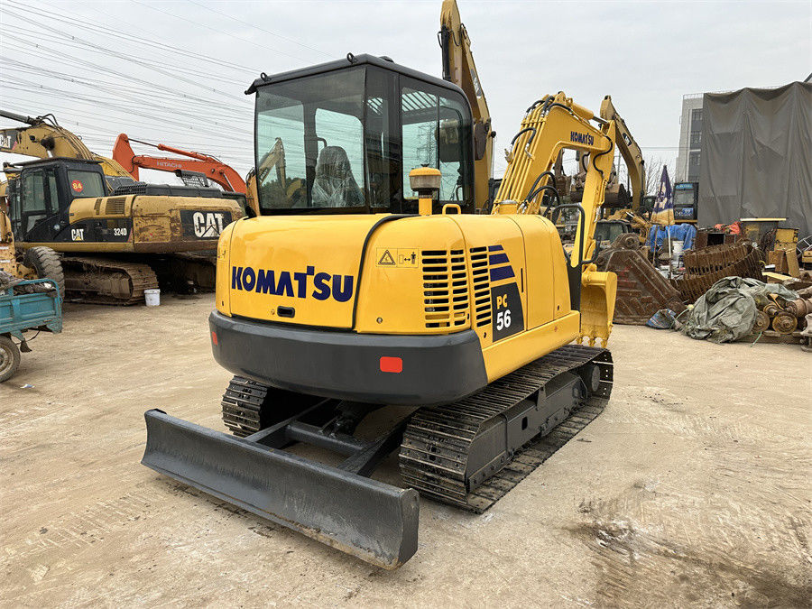 Küçük Japonya Komatsu PC56 Kullanılmış Hidrolik Kazıcı Mini Boyut Kılıçlı 5 Ton Ağırlık