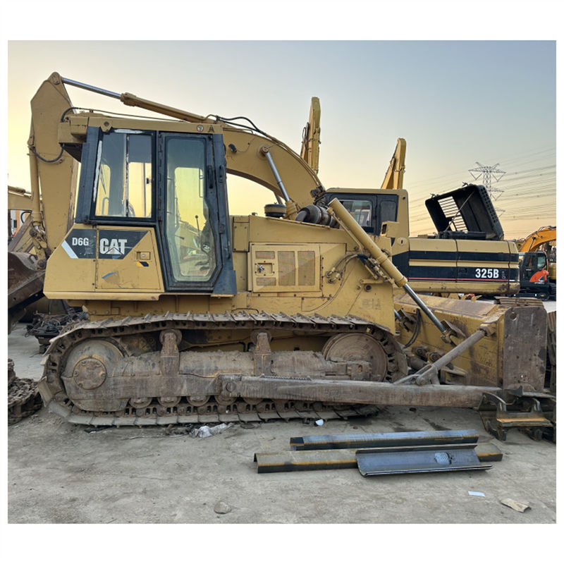 CAT D6G 2XL Sürünen Buldozer Kelebek Traktörü İnşaat ve Toprağı Taşımak için Güçlü