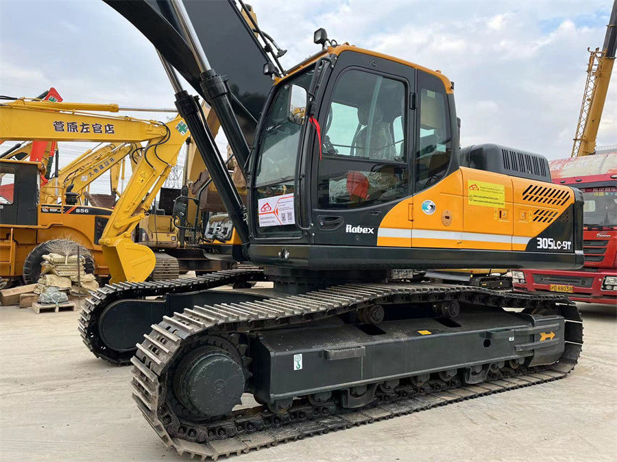 Düşük Saatler 2020 Hyundai 305LC 9T Excavator With And 1.38 M3 Referans Kov Kapasitesi