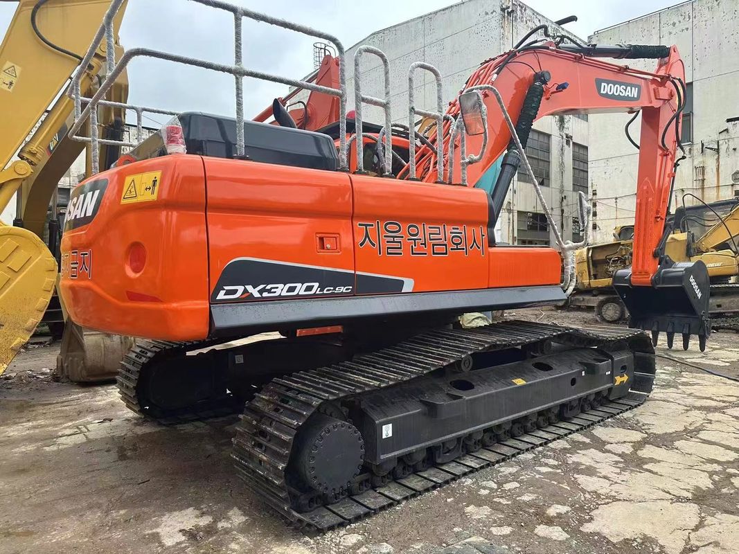 Orijinal Doosan Kazı Makinesi Kullanılan Doosan DX300LC Kazı Makinesi Büyük Boyutlu Kazı Makinesi