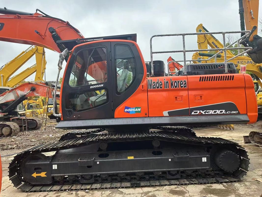 Orijinal Doosan Kazı Makinesi Kullanılan Doosan DX300LC Kazı Makinesi Büyük Boyutlu Kazı Makinesi