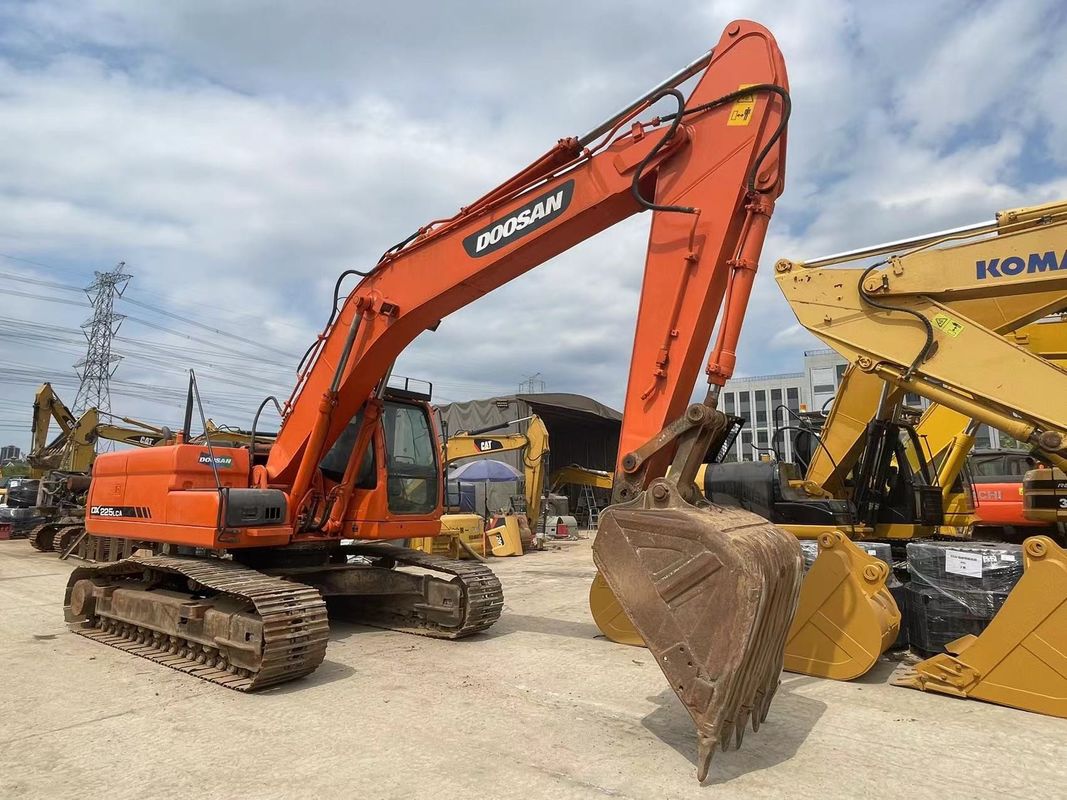 Mükemmel eşleşmenizi bulun kullanılmış Doosan DX225LCA 22 tonluk kazıcı mükemmel durumda