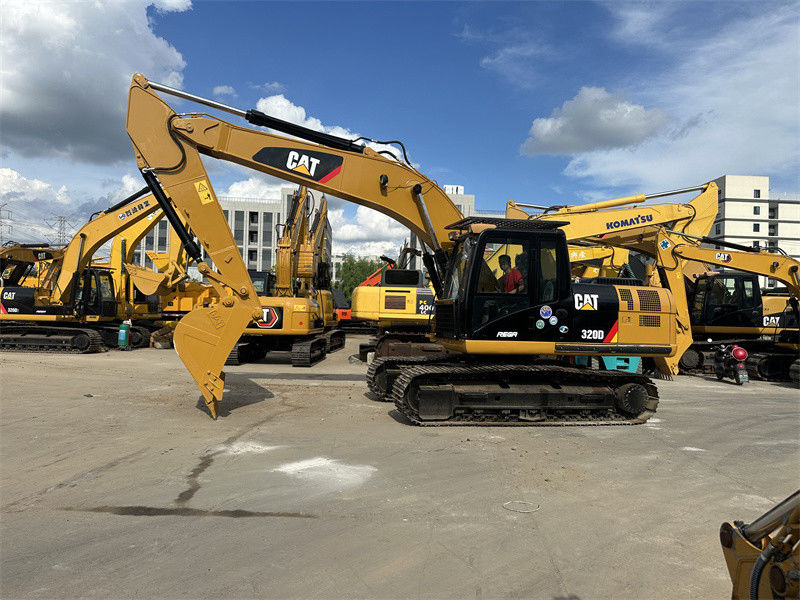 Kullanılmış Cat Excavator Cat 320D Kullanılmış 1 M3 kova kapasitesine sahip Excavators
