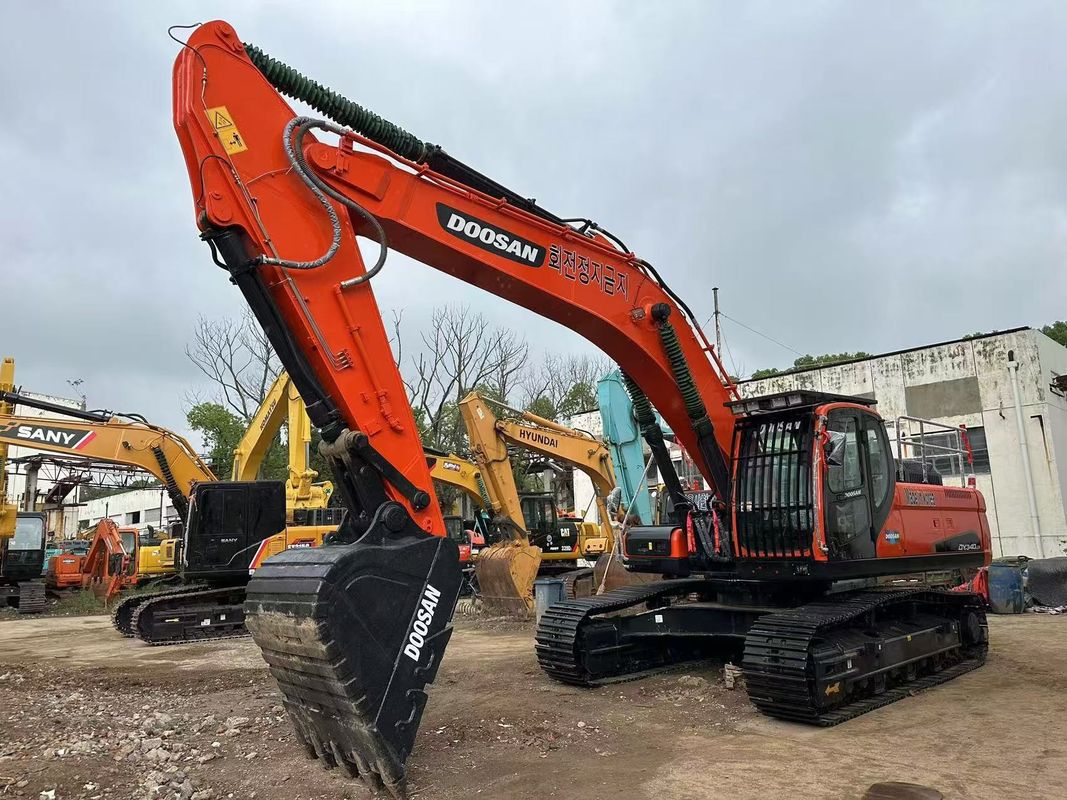 34 ton Kullanılmış Doosan DX340LCA Kazı makinesi İkinci El Doosan DX340 Crawler Kazı makinesi