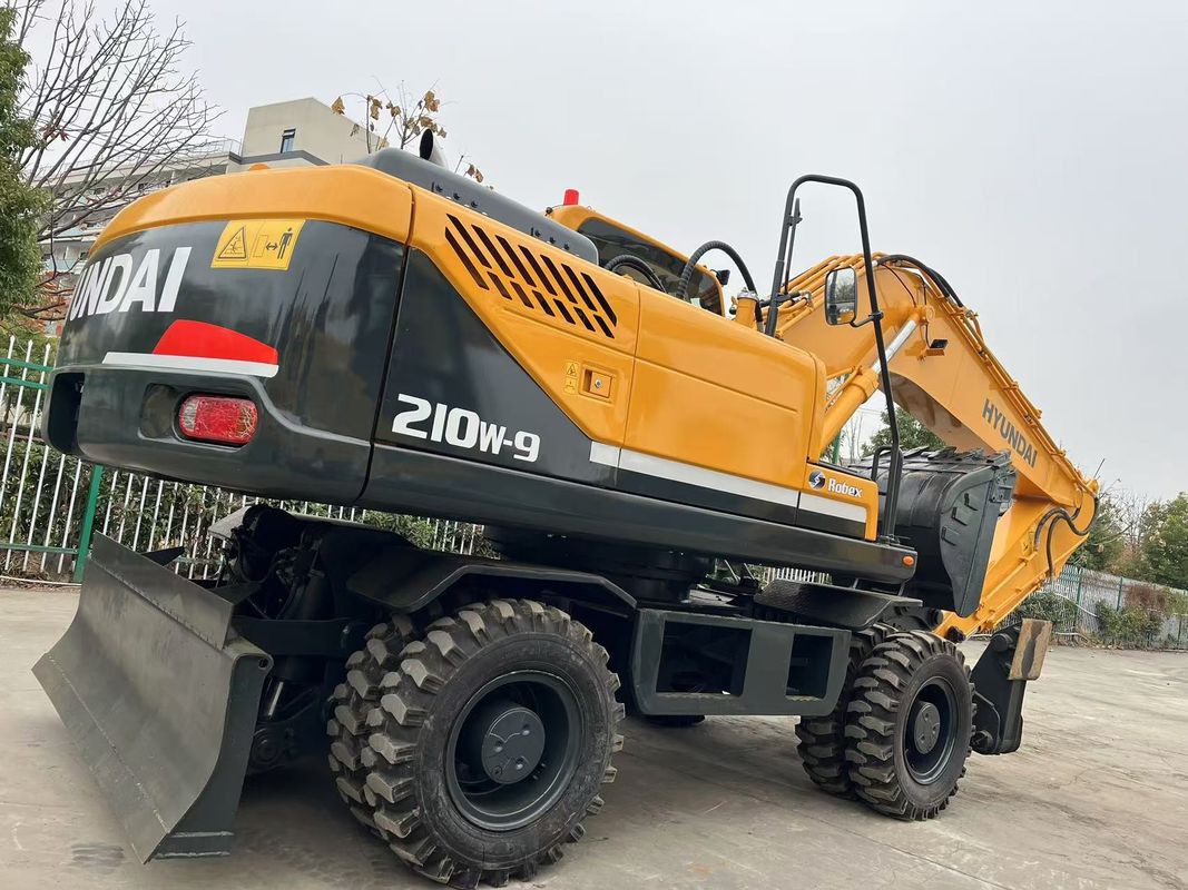 Taşınma Türü Kullanılmış Hyundai R210W-9 Tekerlekli Ekskavator 21 Ton Kullanılmış Hyundai Tekerlekli Ekskavator