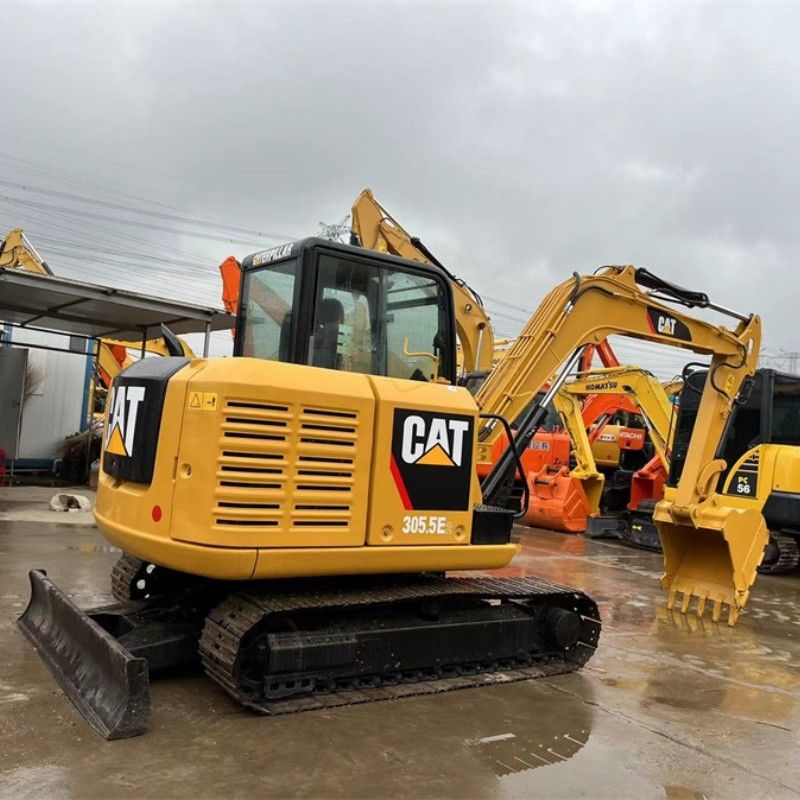 C2.4 dizel motorlu küçük 5 tonluk CAT 305.5E2 kazıcı kompakt boyut
