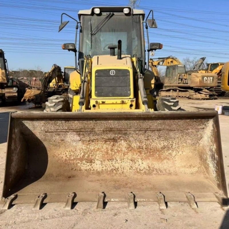Orijinal Renk New Holland yükleyici Backhoe LB85 Endüstriyel traktör