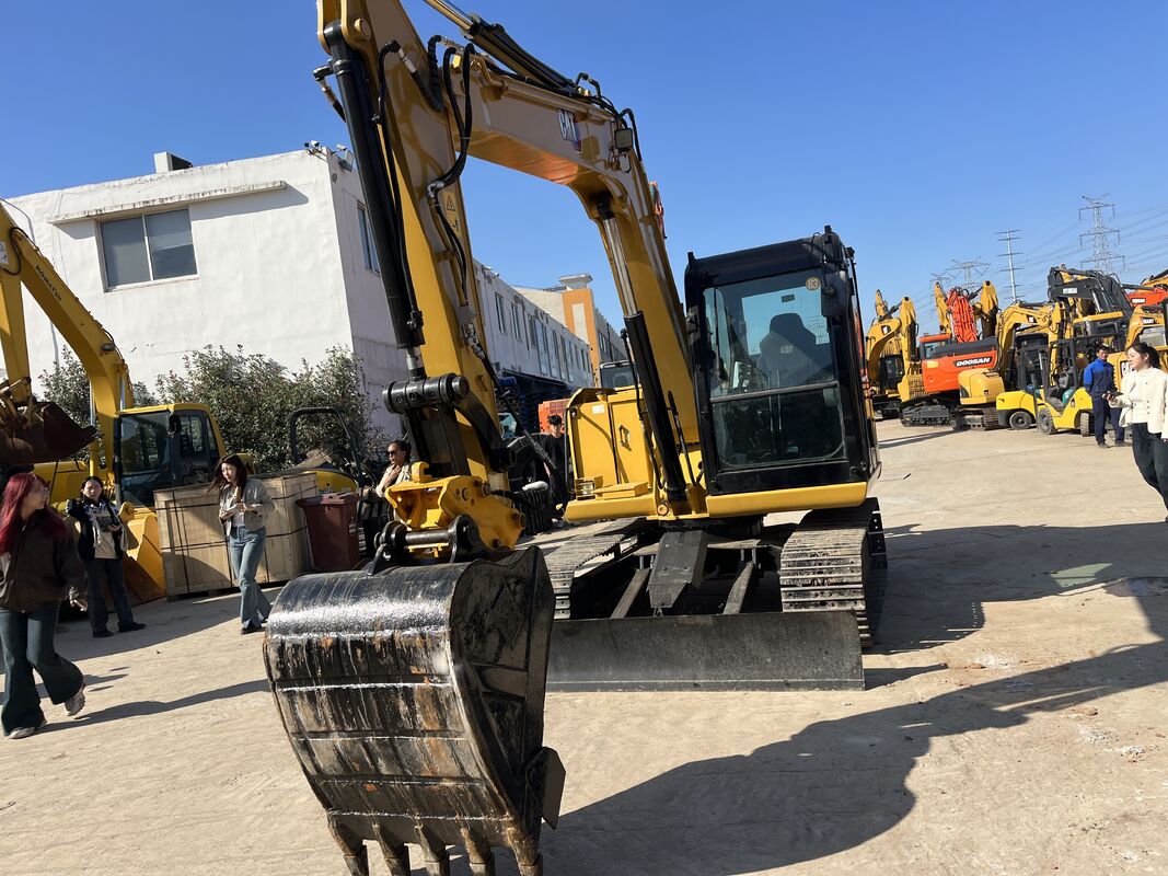 8 tonluk Caterpillar 308E2 mini ekskavatörü satılıyor.