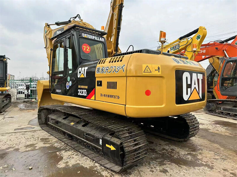 Used Caterpillar Excavator Cat 320DL Medium Size Machine Designed for Long Term Low Downtime and in Various Working Conditions