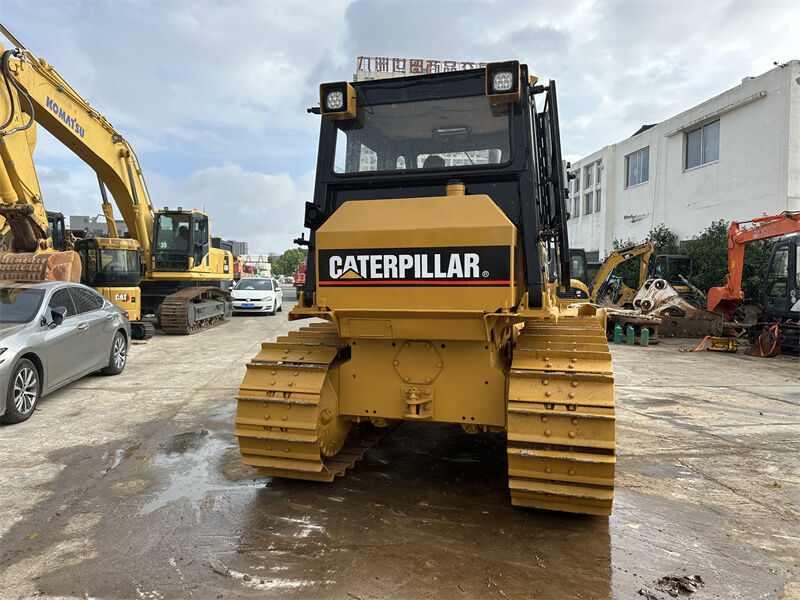Kullanılmış Buldozer Caterpillar D7G Track Type Güçlü Yakıt Motoru Orta Boyutlu Toprak Düzeltme Yol İnşaatı ve Alan Temizleme için İdeal