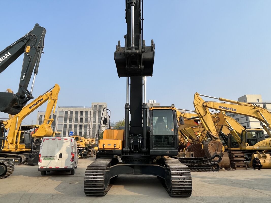Kullanılmış Hyundai Excavator 300LC-9 Heavy Duty Makine Yüksek Güçlü Dayanıklı Motor Sabit Çalışma Zorlu Toprağı Taşımak Görevleri için Mükemmel