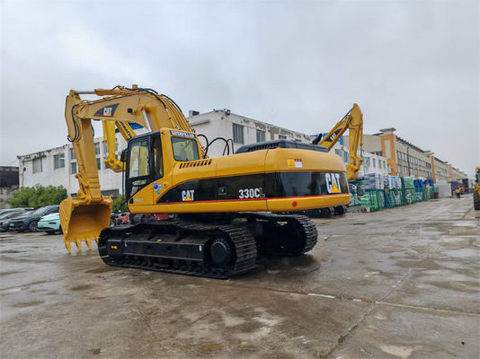 30 tonluk kediler için kullanılan Caterpillar 330CL ekskavatörü
